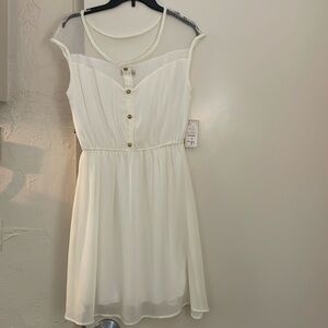 3‎ for $25! Fleet Collection  White dress, size L